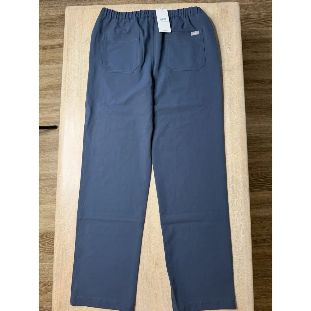 Figs NWT Pisco Straight-Leg Scrub Pant in Dark Harbor Men's Size Small